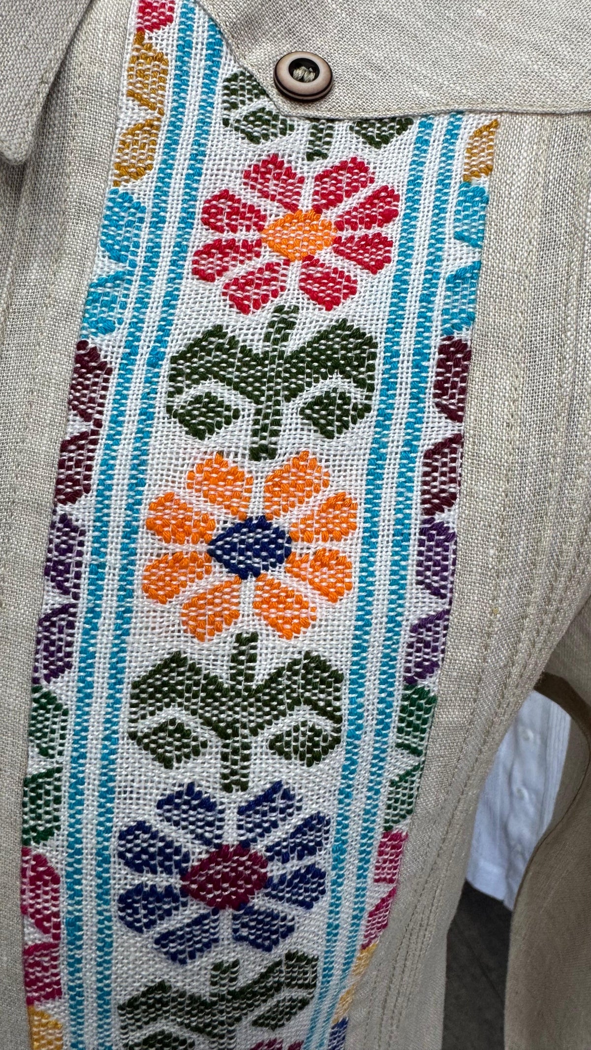 Guayabera Linaje Artesanal Arena 100% lino