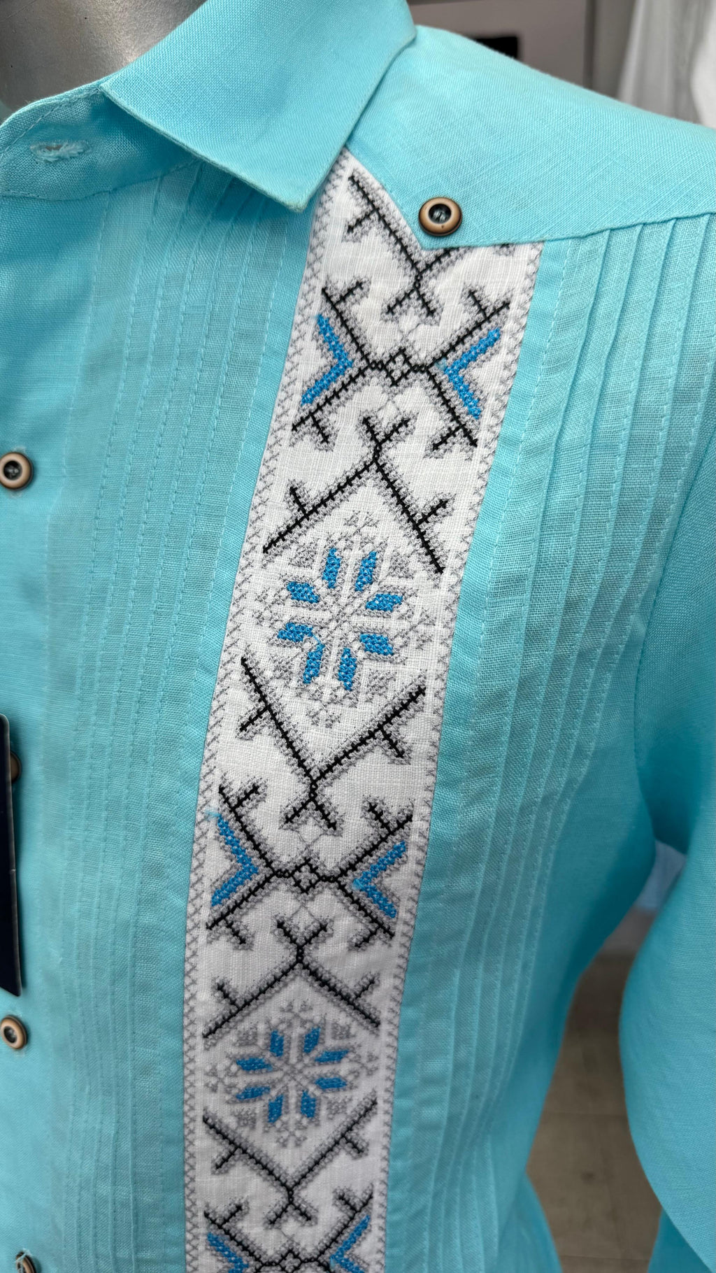 Guayabera Tulúm Azúl Aqua 100% lino