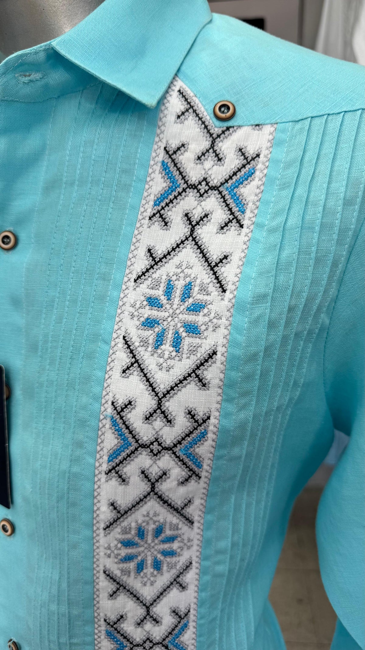 Guayabera Tulúm Azúl Aqua 100% lino