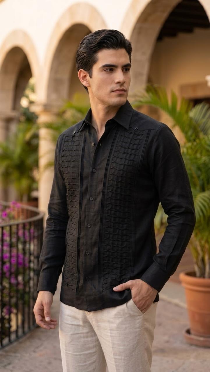 Guayabera Escama Negro 100% lino